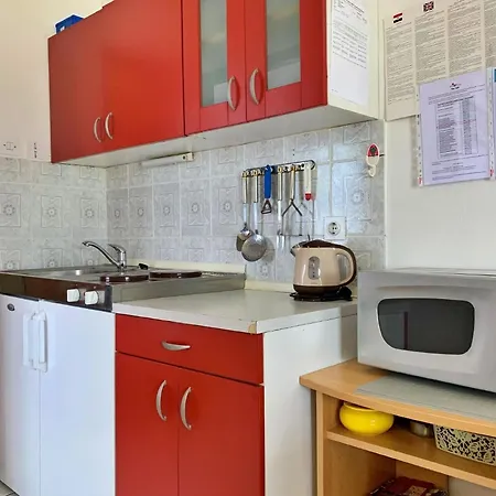 Apartment Ferienwohnung Fuer 3 Personen Ca 28 Qm In Silo, Kvarner Bucht Krk - B59616